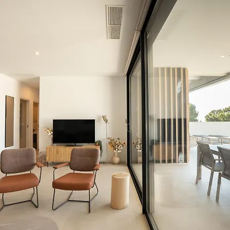 Pure Sea Aparthotel