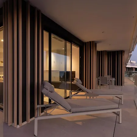 Pure Sea Aparthotel